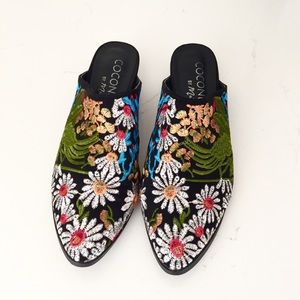 Coconuts by Matisse Floral Cloris Mules Size 8